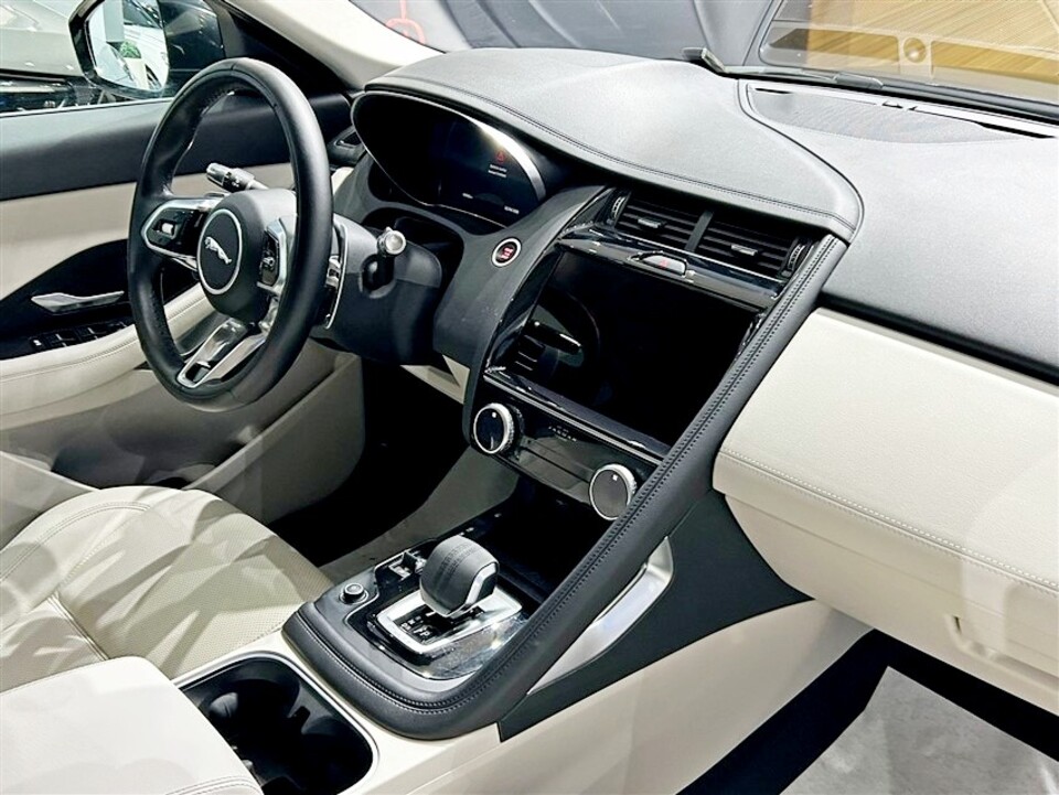 Jaguar E-Pace 2.0d i4 S mhev awd 163cv auto Elettrica / Diesel