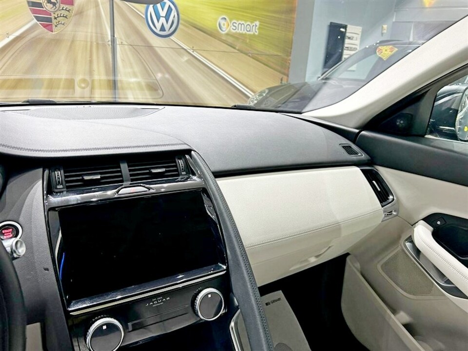 Jaguar E-Pace 2.0d i4 S mhev awd 163cv auto Elettrica / Diesel