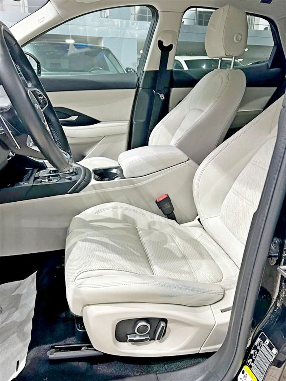 Jaguar E-Pace 2.0d i4 S mhev awd 163cv Autocarro!!!! Elettrica / Diesel