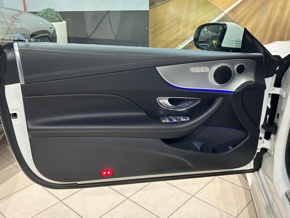 Mercedes-Benz E 220 Premium Diesel