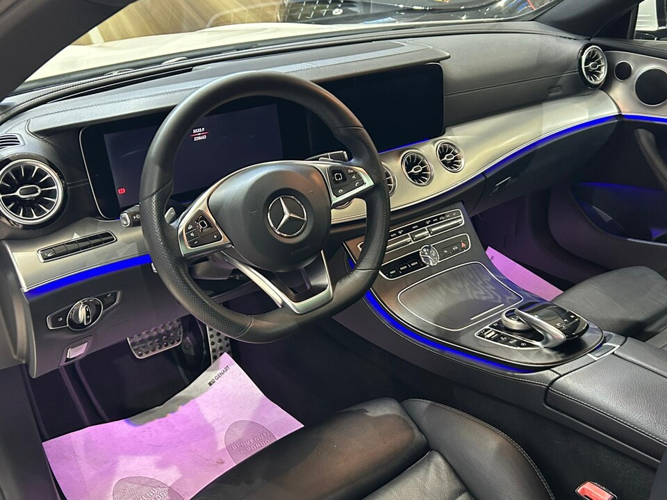 Mercedes-Benz E 220 Premium Diesel