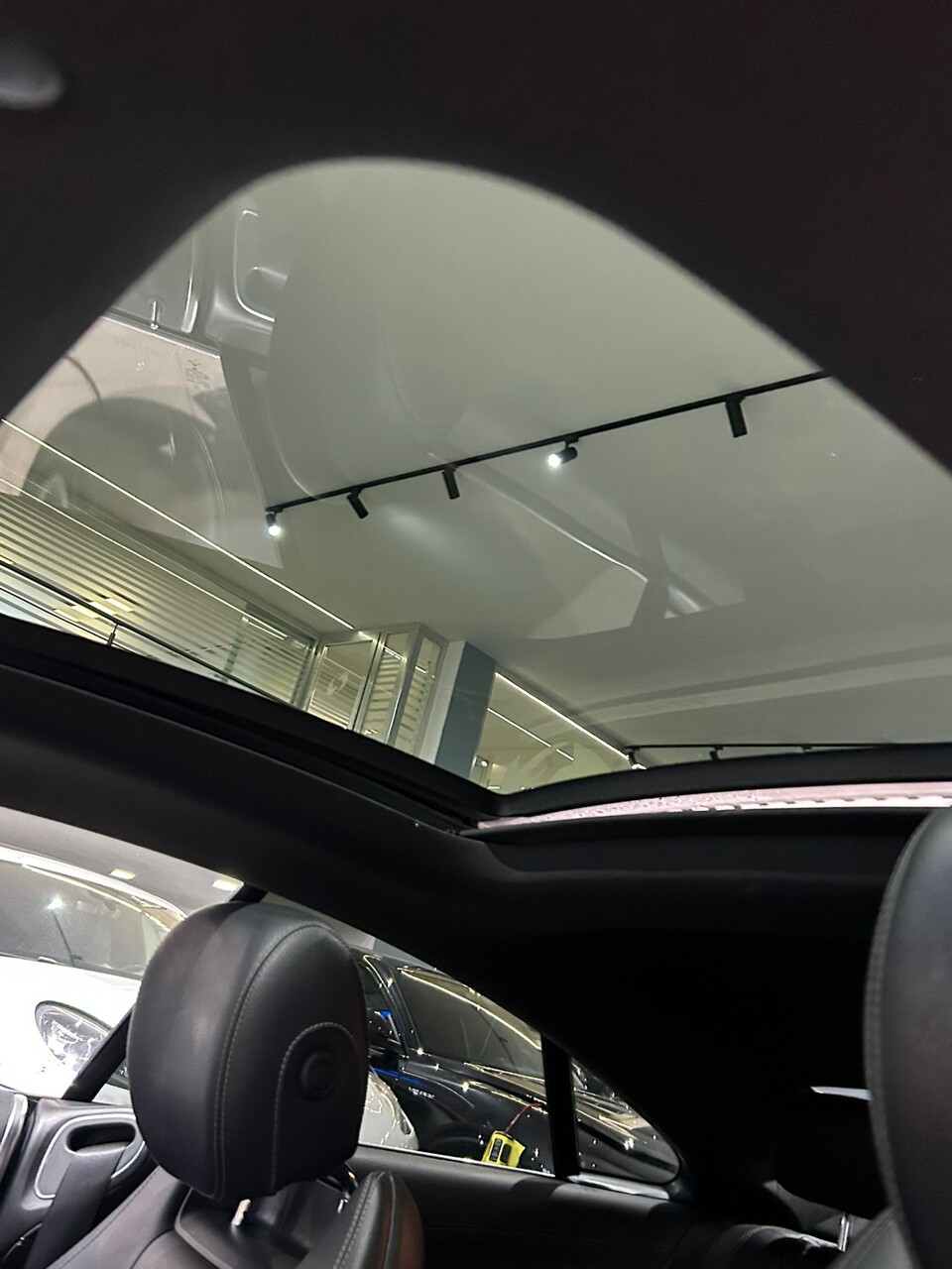 Mercedes-Benz E 220 Premium Diesel