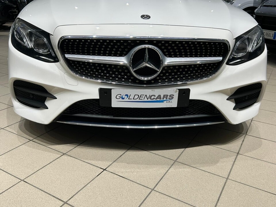 Mercedes-Benz E 220 Premium Diesel