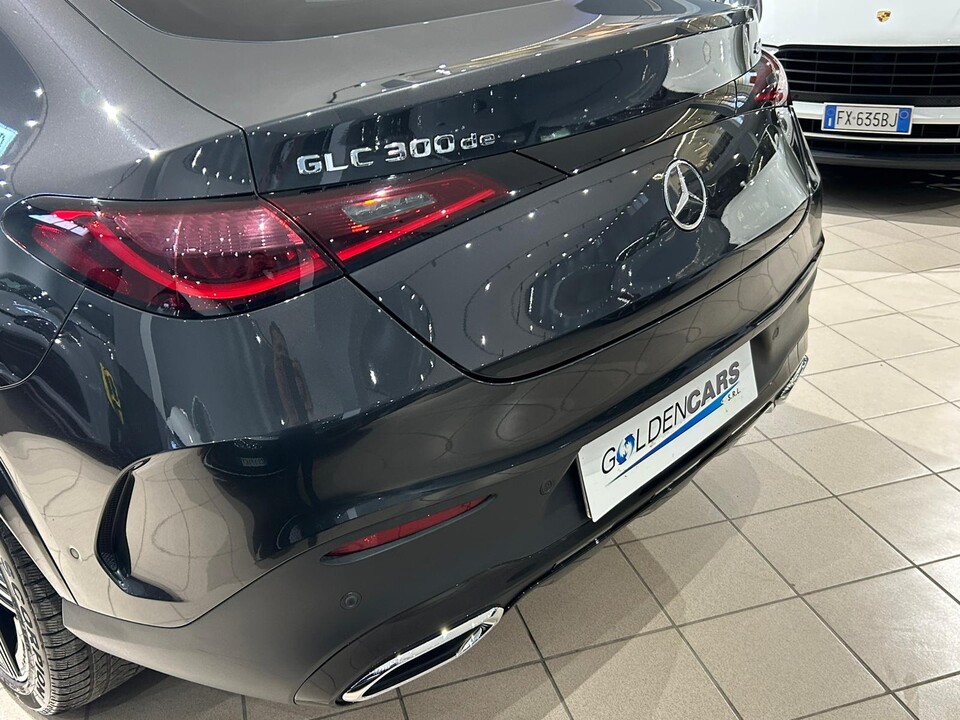 Mercedes-Benz GLC 300 Coupe premium amg Elettrica / Diesel