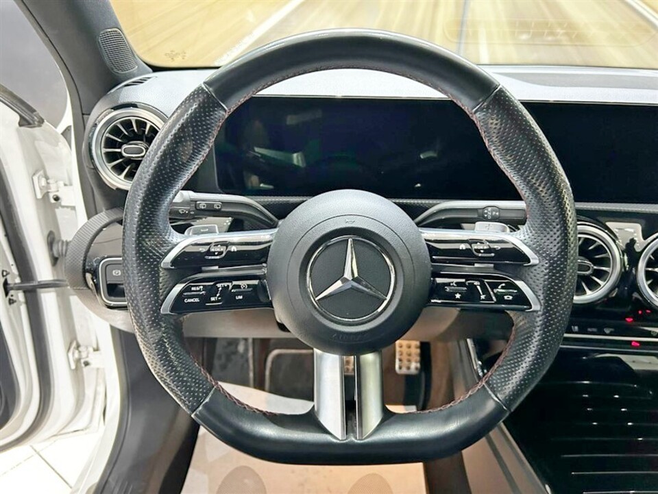 Mercedes-Benz A 180 d AMG Line Premium Plus auto Diesel