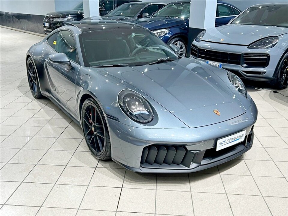 Porsche 992 911 Coupe 3.6 Carrera GTS auto Benzina