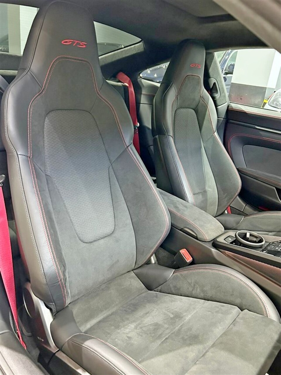 Porsche 992 911 Coupe 3.6 Carrera GTS auto Benzina