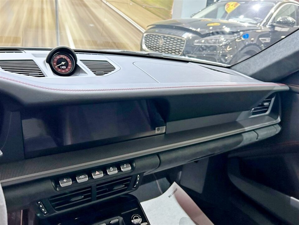 Porsche 992 911 Coupe 3.6 Carrera GTS auto Benzina