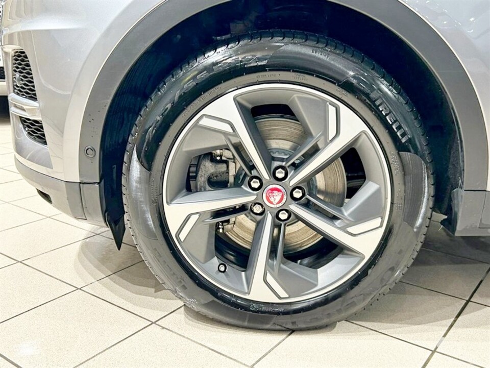 Jaguar E-Pace 2.0d i4 mhev S awd 163cv auto Elettrica / Diesel