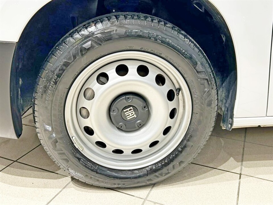 Fiat Doblo 1.5 D da 131 Cv con solo 3100 Km Diesel