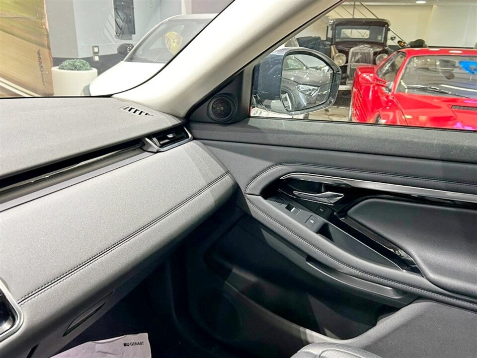 Land Rover Range Rover Evoque 2.0d i4 mhev SE awd 163cv auto Benzina / Diesel