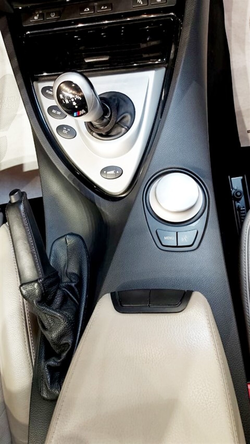 BMW m6 cabrio da 507 Cv Benzina