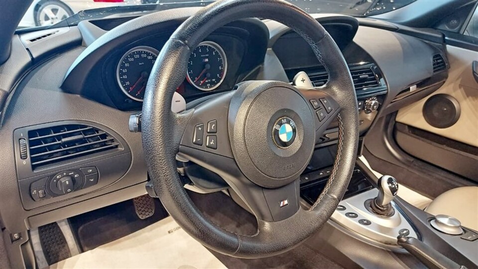 BMW m6 cabrio da 507 Cv Benzina