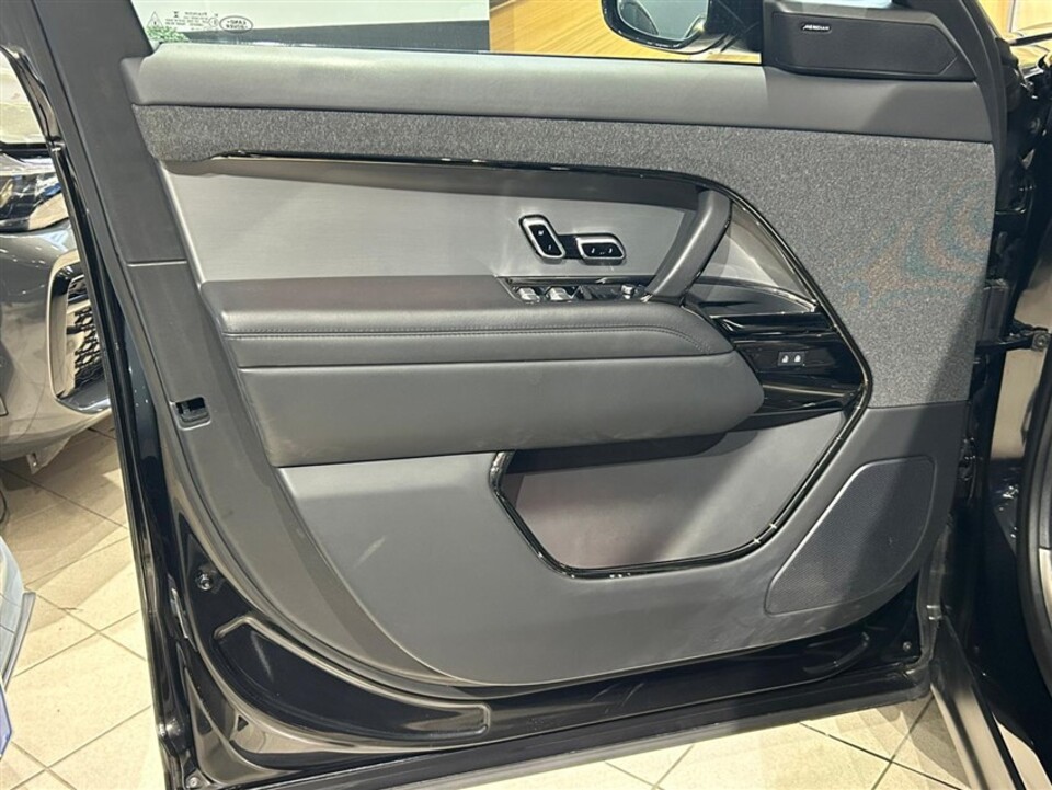 Land Rover Range Rover sport 3.0d i6 mhev Dynamic HSE awd 250cv auto Elettrica / Diesel