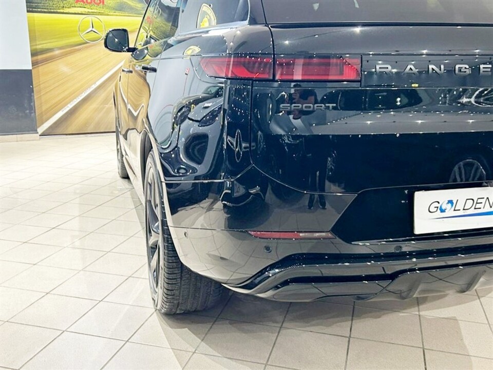 Land Rover Range Rover sport 3.0d i6 mhev Dynamic HSE awd 250cv auto Elettrica / Diesel