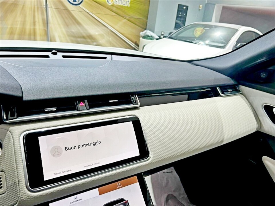 Land Rover Range Rover Velar 2.0 MHEV R-dynamic S da 204 CV Elettrica / Diesel