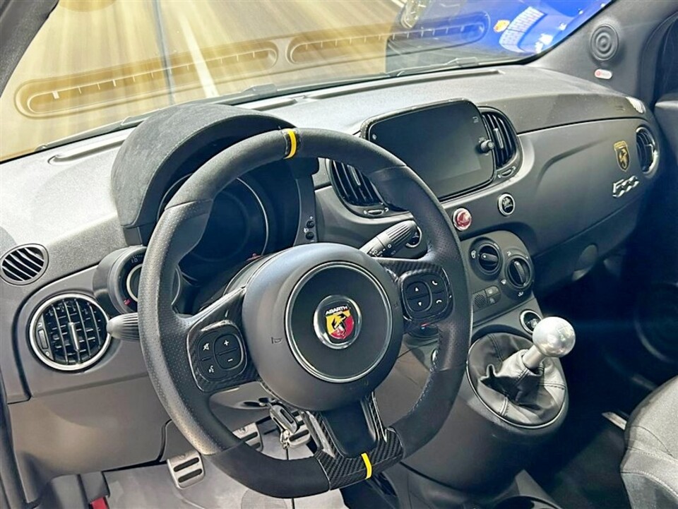 Abarth 695 1.4 t-jet Competizione 180cv Benzina