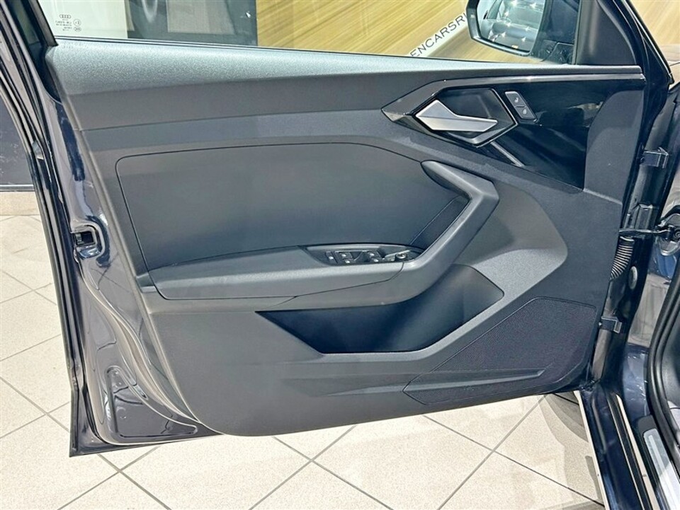 Audi A1 Sportback 30 1.0 tfsi 116cv Benzina
