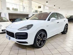 Porsche Cayenne  Elettrica / Benzina