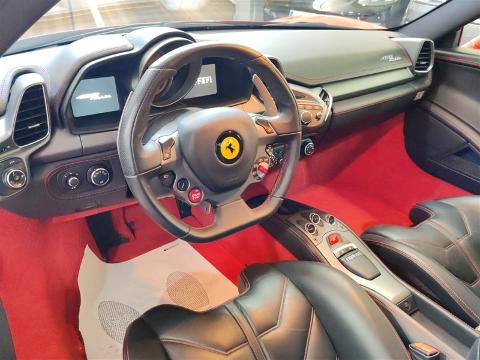 Ferrari 458 Italia Benzina