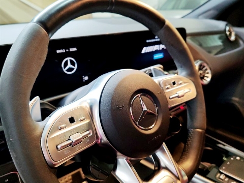 Mercedes-Benz GLA 45 AMG 4matic +S da 387 Cv Benzina