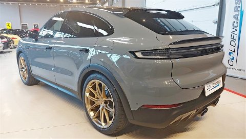 Porsche Cayenne Coupe 4.0 e-hybrid Turbo c/pack GT Elettrica / Benzina