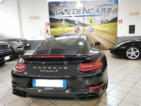 Porsche 911 turbo s da 581 Cv Benzina