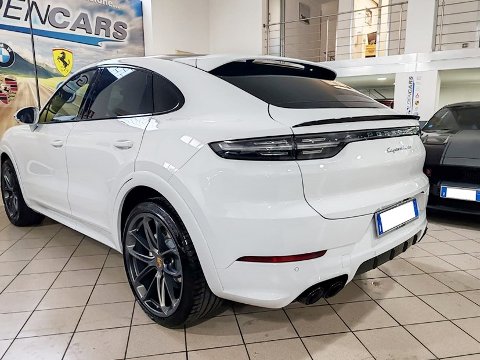 Porsche Cayenne 4.0 Turbo da 549 Cv Benzina