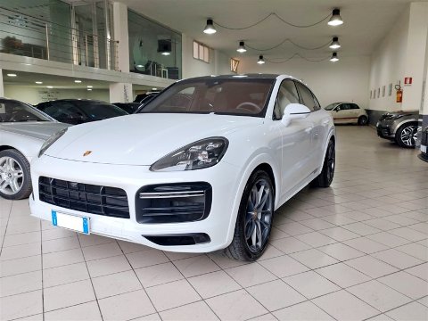 Porsche Cayenne 4.0 Turbo da 549 Cv Benzina