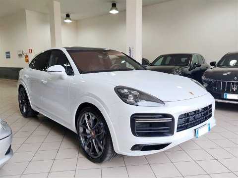 Porsche Cayenne 4.0 Turbo da 549 Cv Benzina