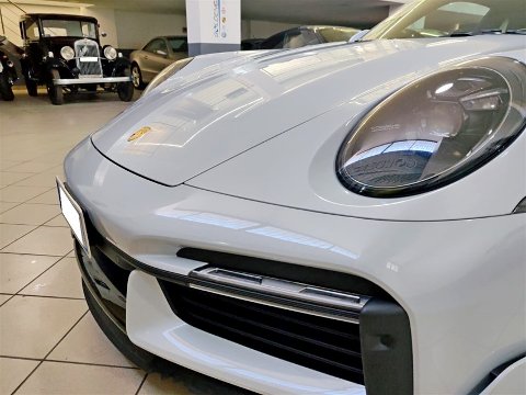 Porsche 911 Carrera 992 Turbo S da 650 Cv Benzina