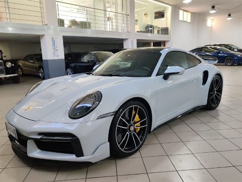 Porsche 911 Carrera 992 Turbo S da 650 Cv Benzina