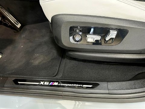 BMW X6 M 4.4 Competition auto Elettrica / Benzina