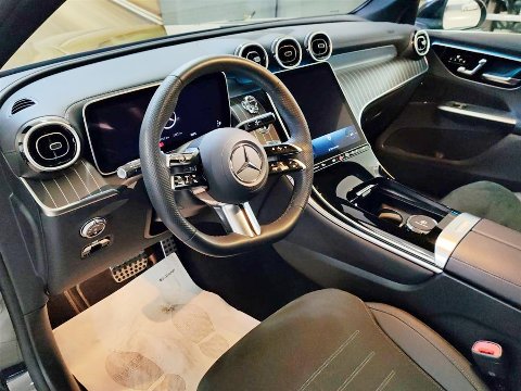 Mercedes-Benz GLC 220D AMG Premium Plus 4matic auto Elettrica / Diesel