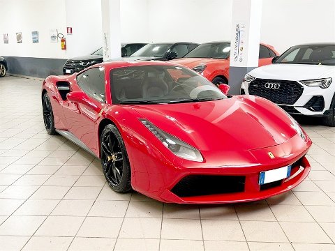 Ferrari 488 GTB Benzina