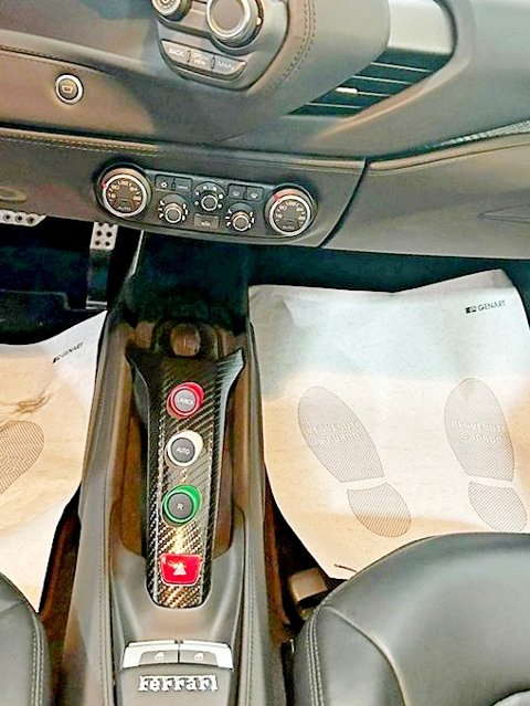 Ferrari 488 GTB Benzina