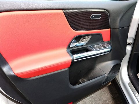 Mercedes-Benz GLA 200 D Premium da 150 Cv Diesel