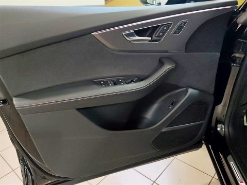 Audi Q8 RSQ8 4.0 da 600 Cv Benzina