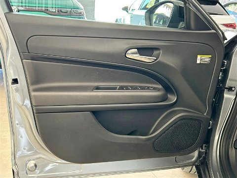 Alfa Romeo Junior 1.2 ibrida Speciale 145cv edct6 Elettrica / Benzina