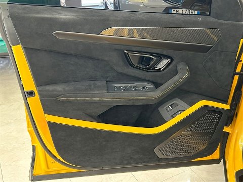 Lamborghini URUS 4.0 V8 S Performante da 666 Cv Benzina