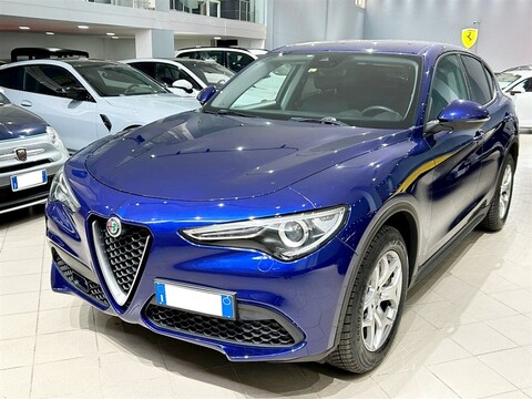Alfa Romeo Stelvio 2.2 t Business Q4 190cv auto Diesel