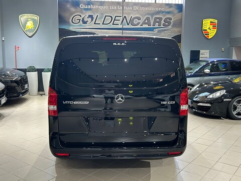 Mercedes-Benz Vito Tourer Pro XL 116 CDI con solo 13000 km Diesel