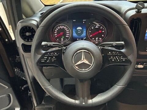 Mercedes-Benz Vito Tourer Pro XL 116 CDI con solo 13000 km Diesel