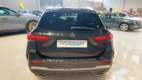 Mercedes-Benz GLA 200 D Automatic Premium AMG Diesel