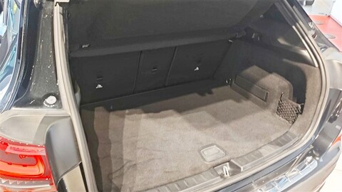Mercedes-Benz GLA 200 D Automatic Premium AMG Diesel