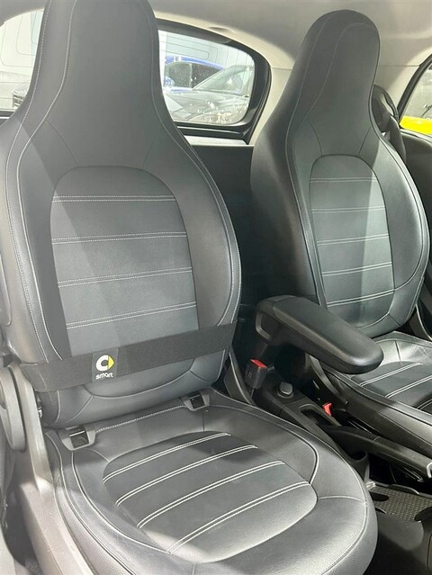 Smart Fortwo EQ Racingred (22kW) Elettrica