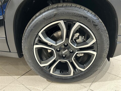 Jeep Avenger 1.2 turbo e-hybrid mhev Summit 110cv edct6 Benzina / Diesel