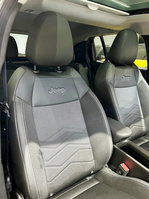 Jeep Avenger 1.2 turbo e-hybrid mhev Summit 110cv edct6 Benzina / Diesel