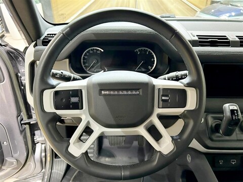 Land Rover Defender 110 3.0d i6 mhev SE awd 200cv auto Elettrica / Diesel