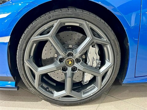 Lamborghini HURACAN Coupe 5.2 Tecnica 640 RWD Benzina